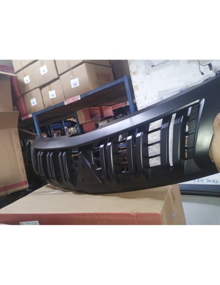 MASCARA MITSUBISHI L200 2016 - 2018 NEGRO