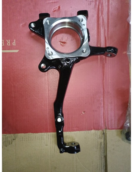 MUÑON DELANTERO IZQUIERDO TOYOTA HILUX 2016 - 2018
