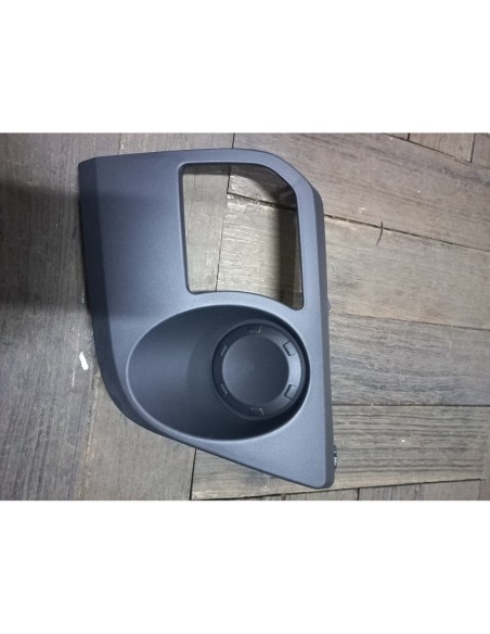 TAPA DE NEBLINERO IZQUIERDO MITSUBISHI L200 2020 - 2023 WORK NEGRO