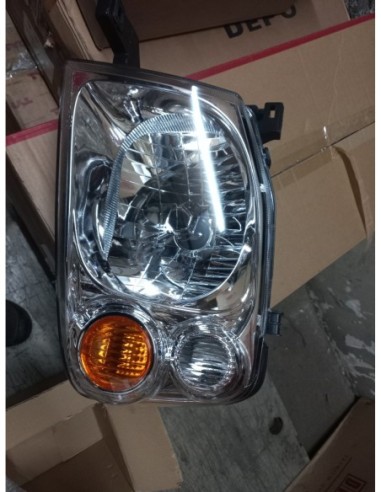 OPTICO IZQUIERDO NISSAN TERRANO 2005 - 2015 CON LUZ INTERMITENTE