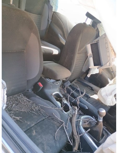 NISSAN NAVARA 2022%separator% %shop-name%