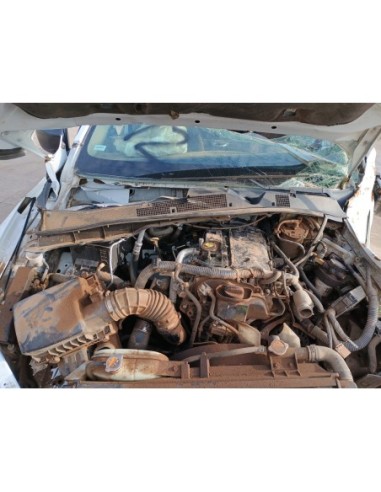 NISSAN NP300 2021%separator% %shop-name%