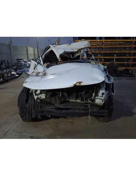 NISSAN NP300 2019%separator% %shop-name%