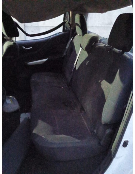 NISSAN NP300 2019%separator% %shop-name%