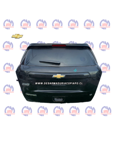 Portalón con vidrio Chevrolet Tracker 2020