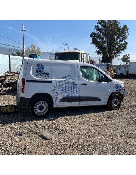 PEUGEOT PARTNER 2024%separator% %shop-name%