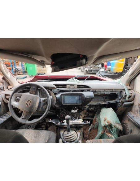 TOYOTA HILUX 2023%separator% %shop-name%