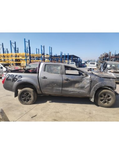 NISSAN NP300 2016%separator% %shop-name%