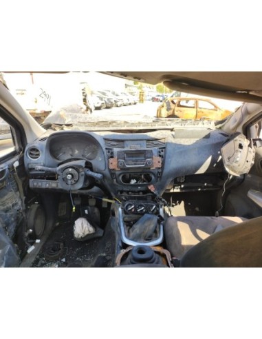 NISSAN NP300 2016%separator% %shop-name%