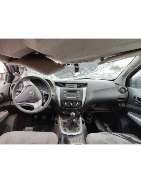 NISSAN NP300 2018%separator% %shop-name%