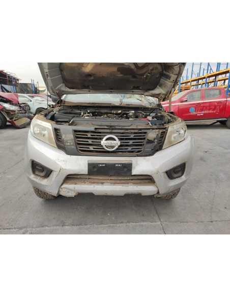 NISSAN NP300 2018%separator% %shop-name%