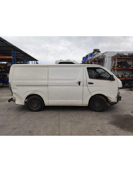 TOYOTA HIACE 2018%separator% %shop-name%