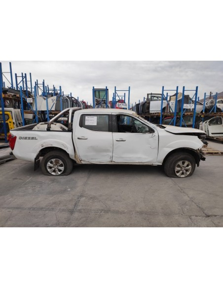 NISSAN NP300 2016%separator% %shop-name%