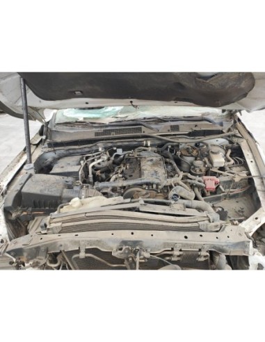 NISSAN NP300 2016%separator% %shop-name%
