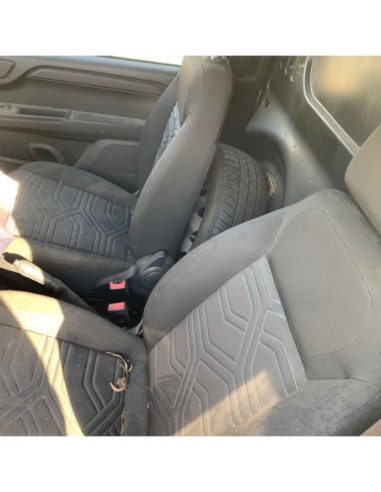 RAM VAN 700 2023%separator% %shop-name%