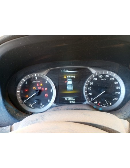 NISSAN NP300 2018%separator% %shop-name%