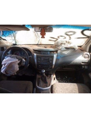 NISSAN NP300 2018%separator% %shop-name%