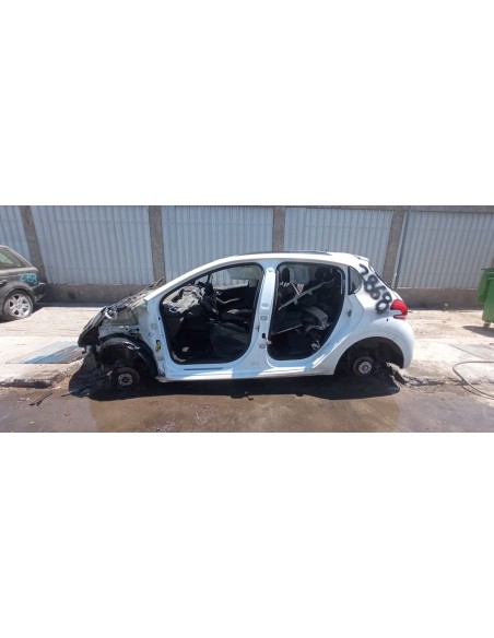 PEUGEOT 208 2019%separator% %shop-name%