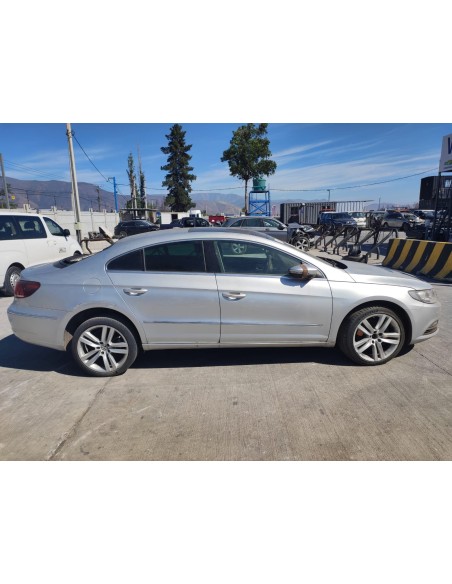 VOLKSWAGEN PASSAT 2013%separator% %shop-name%
