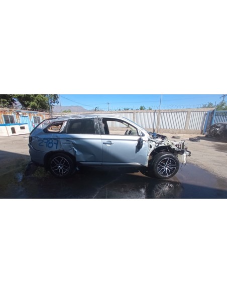 MITSUBISHI OUTLANDER 2018%separator% %shop-name%