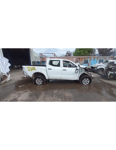 NISSAN NP300 2018%separator% %shop-name%