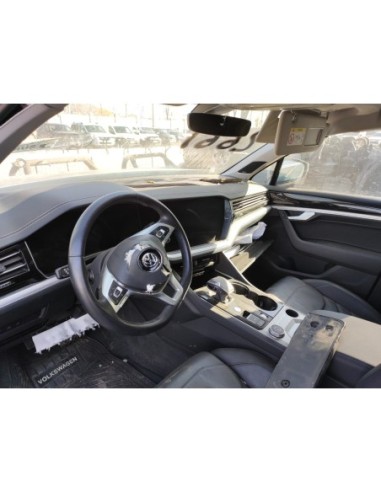 VOLKSWAGEN TOUAREG 2020%separator% %shop-name%