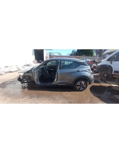 NISSAN KICKS 2020%separator% %shop-name%