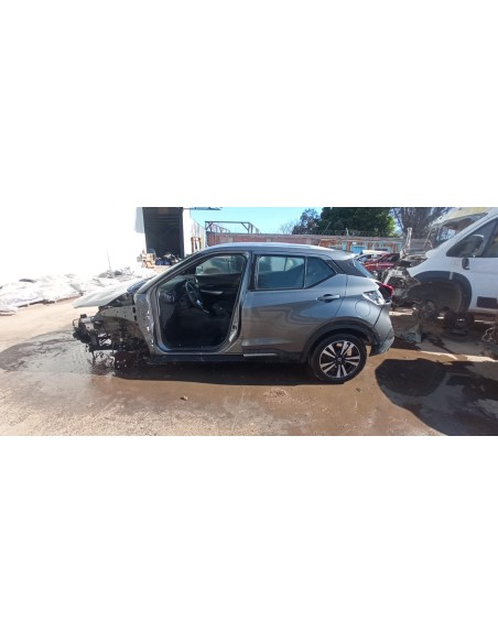 NISSAN KICKS 2020%separator% %shop-name%