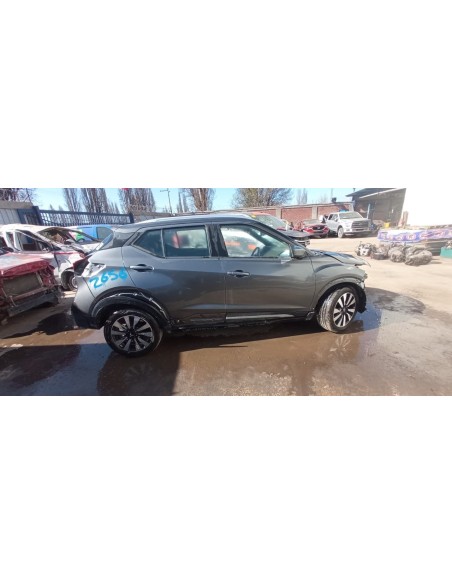 NISSAN KICKS 2020%separator% %shop-name%
