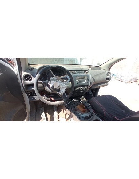 NISSAN NAVARA 2022%separator% %shop-name%