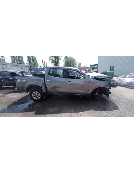 NISSAN NP300 2017%separator% %shop-name%