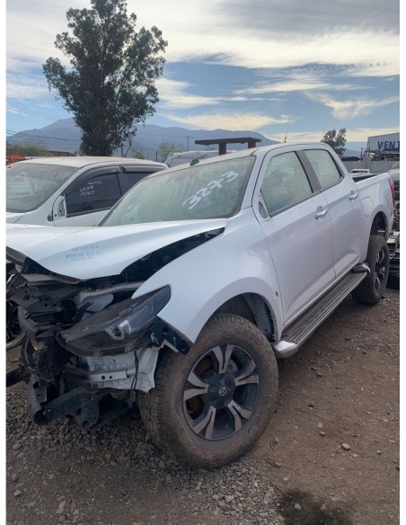 MAZDA BT50 2023%separator% %shop-name%