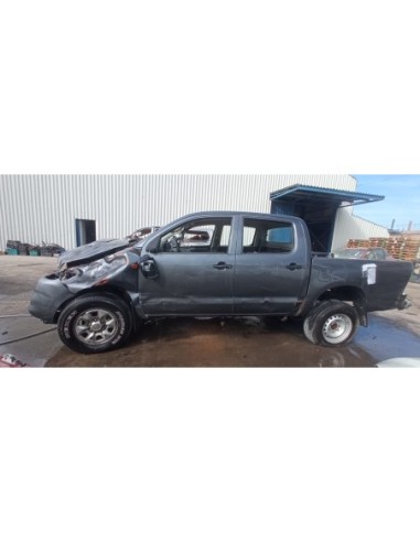 TOYOTA HILUX 2014%separator% %shop-name%