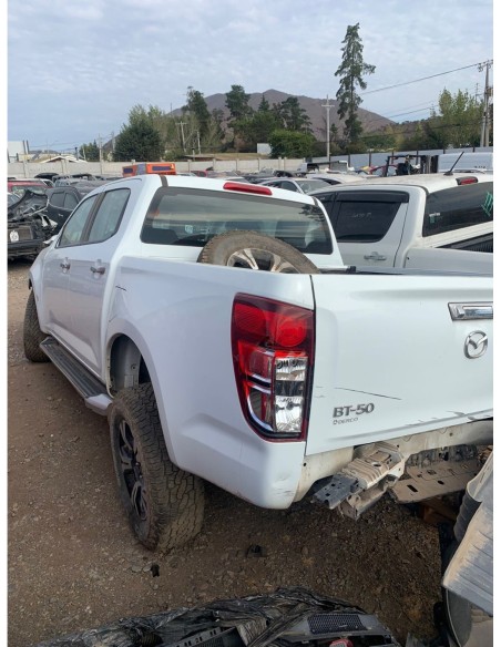 MAZDA BT50 2023%separator% %shop-name%