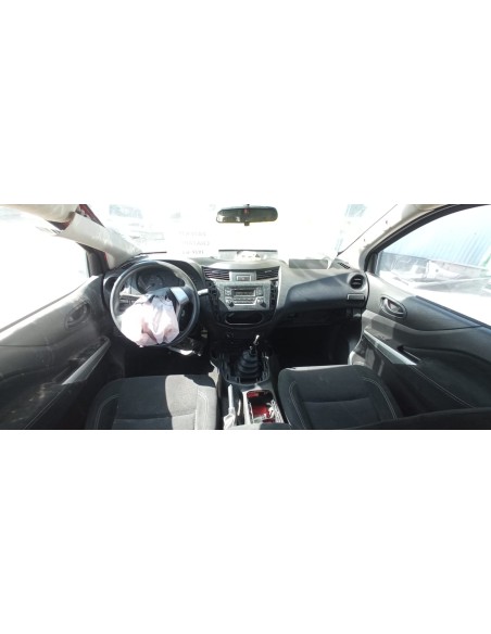 NISSAN NP300 2018%separator% %shop-name%