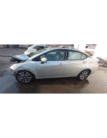 NISSAN VERSA 2020%separator% %shop-name%