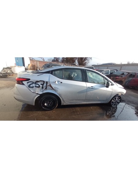 NISSAN VERSA 2020%separator% %shop-name%