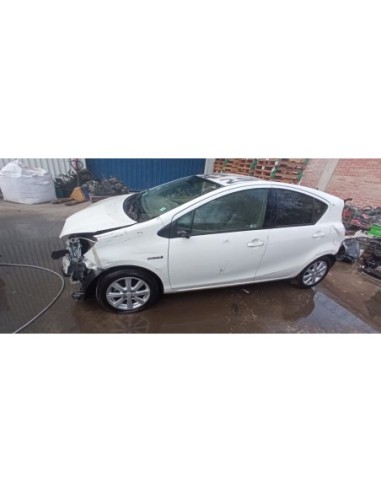 TOYOTA PRIUS C 2012%separator% %shop-name%