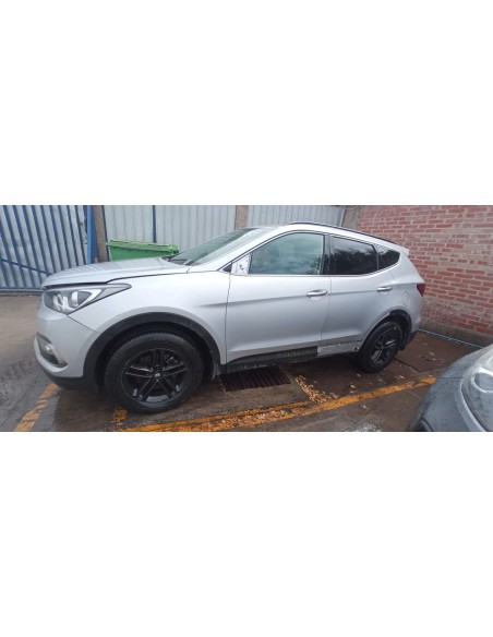 HYUNDAI SANTA FE 2017%separator% %shop-name%