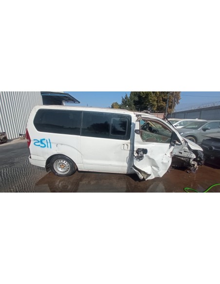 HYUNDAI H1 2016%separator% %shop-name%