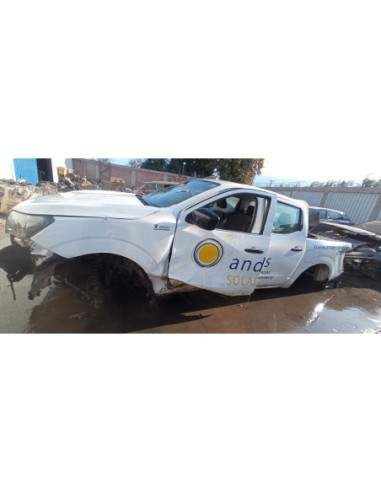 NISSAN NP300 2018%separator% %shop-name%