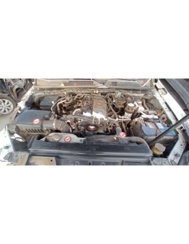 NISSAN NP300 2018%separator% %shop-name%