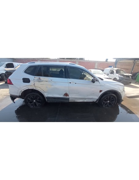 VOLKSWAGEN TIGUAN 2018%separator% %shop-name%