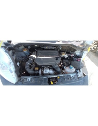 RAM VAN 700 2021%separator% %shop-name%