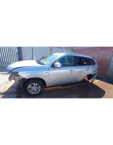 MITSUBISHI OUTLANDER 2015%separator% %shop-name%