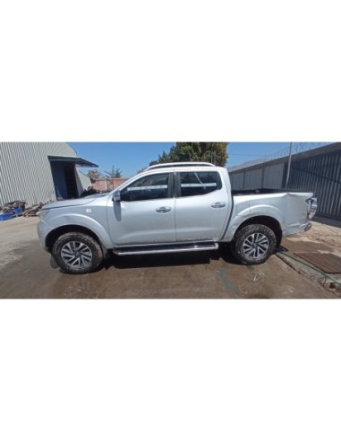 NISSAN NP300 2017%separator% %shop-name%