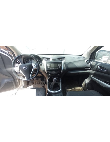 NISSAN NP300 2017%separator% %shop-name%