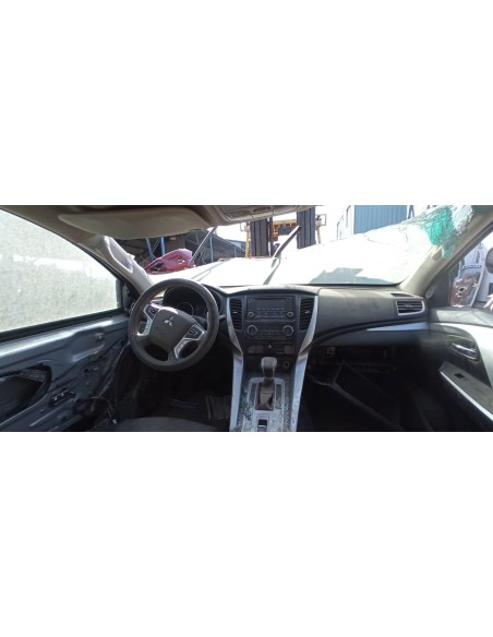 MITSUBISHI MONTERO 2018%separator% %shop-name%