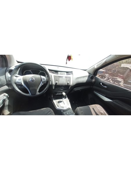 NISSAN NP300 2019%separator% %shop-name%