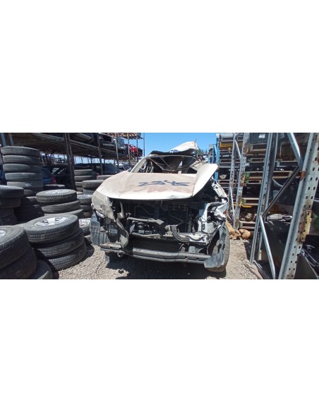 NISSAN NP300 PICK UP DOBLE CABINA 2017 4X2 2